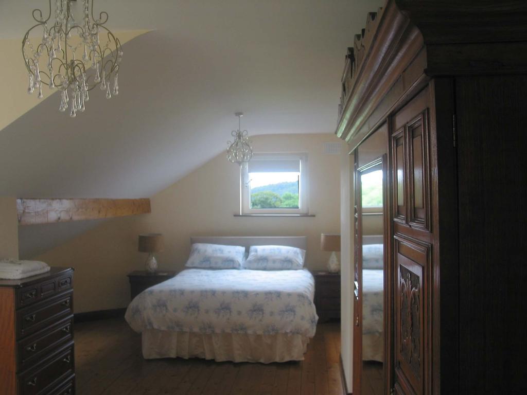 White Hill Country House B&B Castleblayney Δωμάτιο φωτογραφία